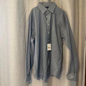 Men’s Stafford shirt only worn once.